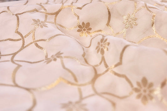 Best Fabrics for Modest Summer Looks