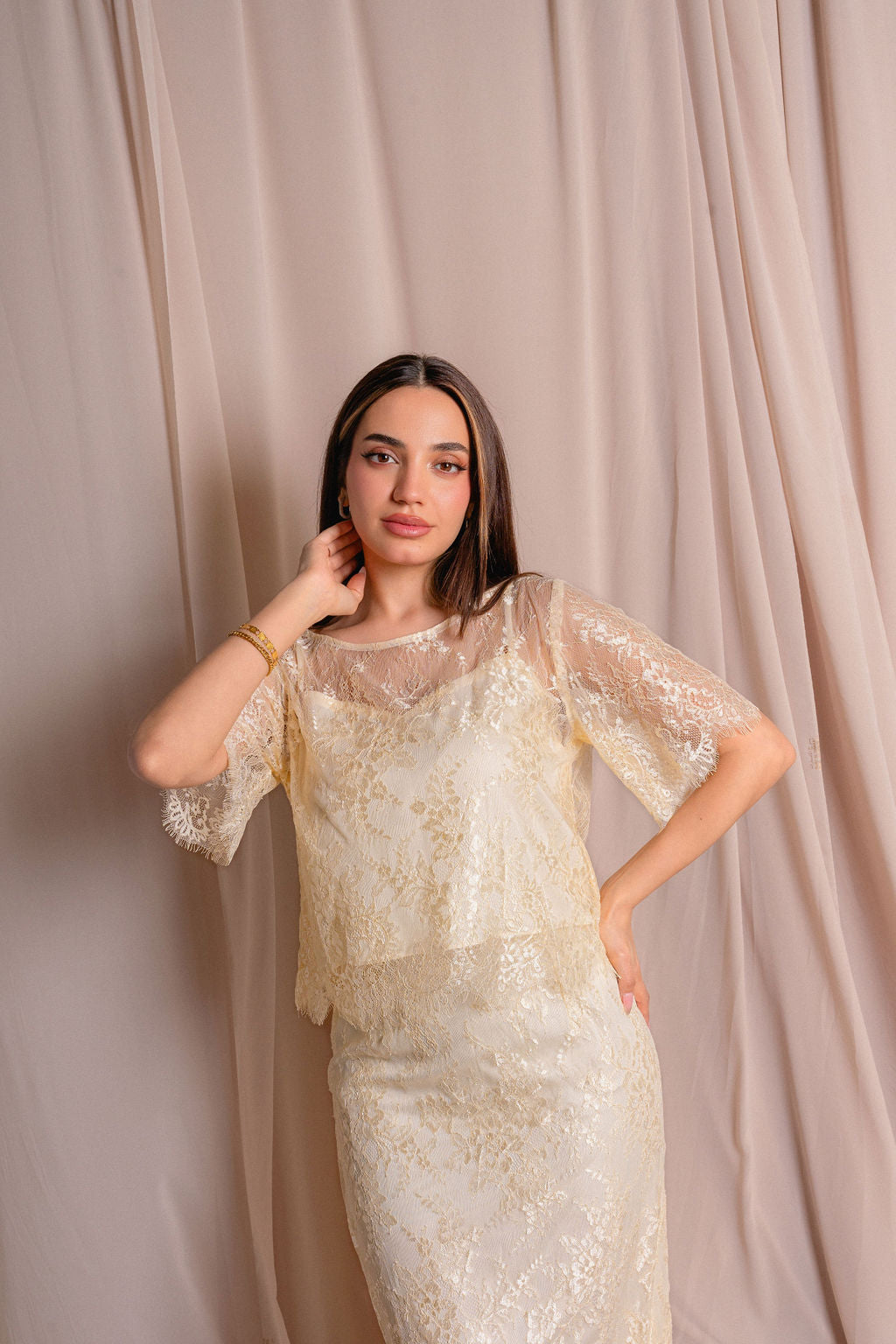 Aurora Gold: Satin Ensemble