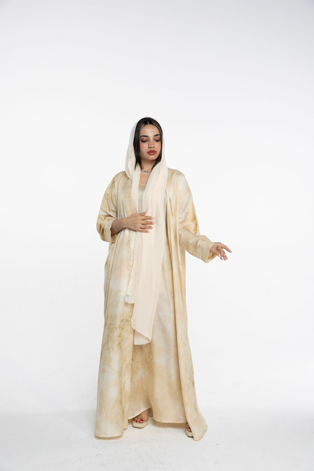 Desert Pearl Abaya